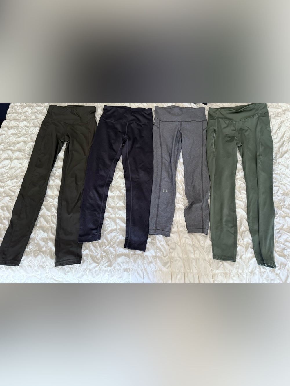 Lot of 4 womens leggings, Small, Under Armour, Mondetta, All in Motion, Xersion